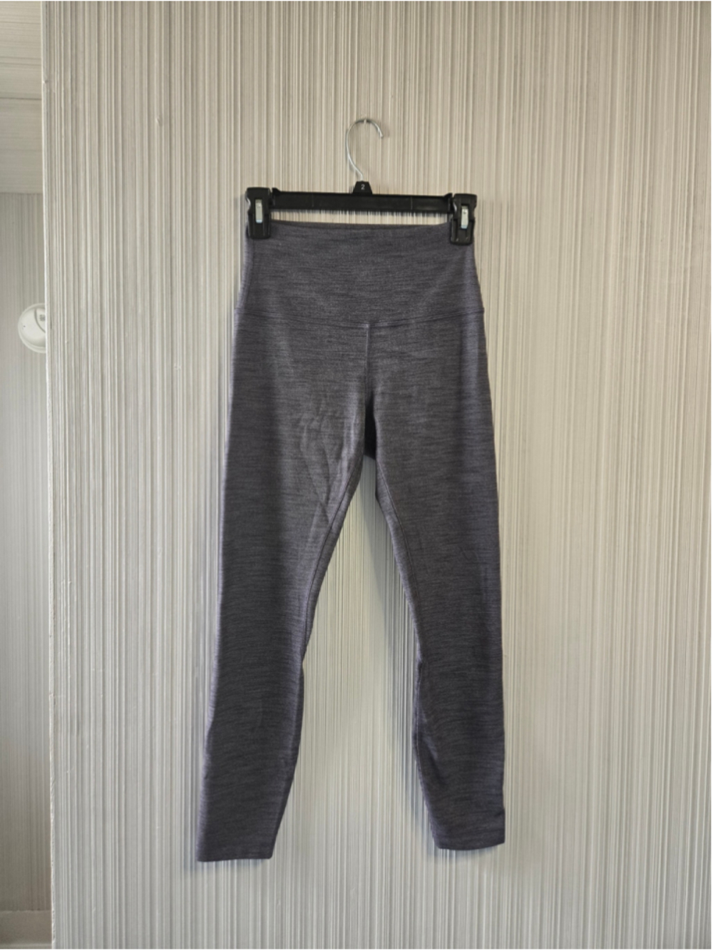 Women's Lululemon Leggings Size 6 Grey Heathered Athletic Pants